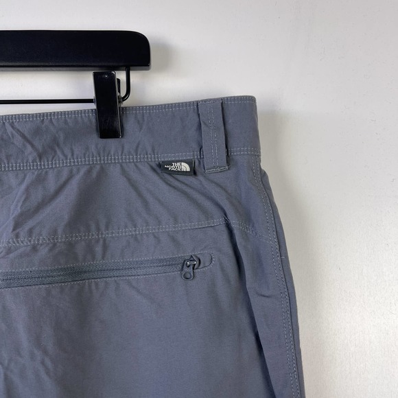 The North Face (40 40x32) Nylon Stretch Convertible Pants Zip Off - Picture 7 of 12